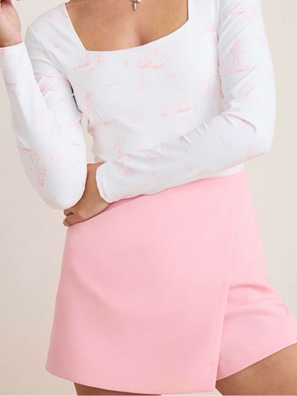 Francesca's Collections White & Light Pink Long-Sleeve Square Neck Bodysuit